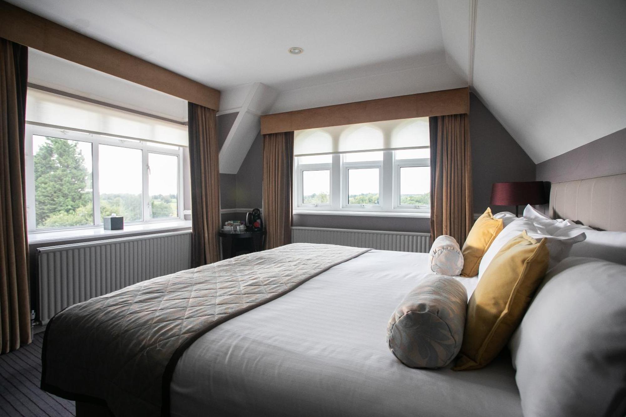 Hotel Hartsfield Manor Dorking Zimmer foto