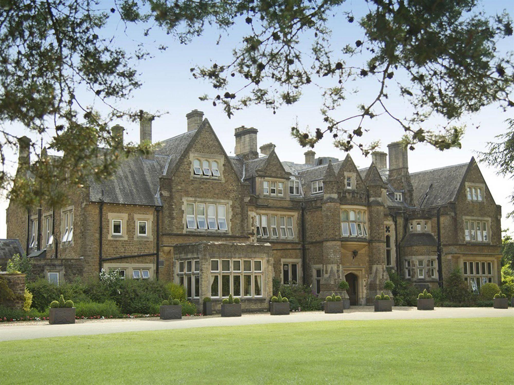 Hotel Hartsfield Manor Dorking Exterior foto